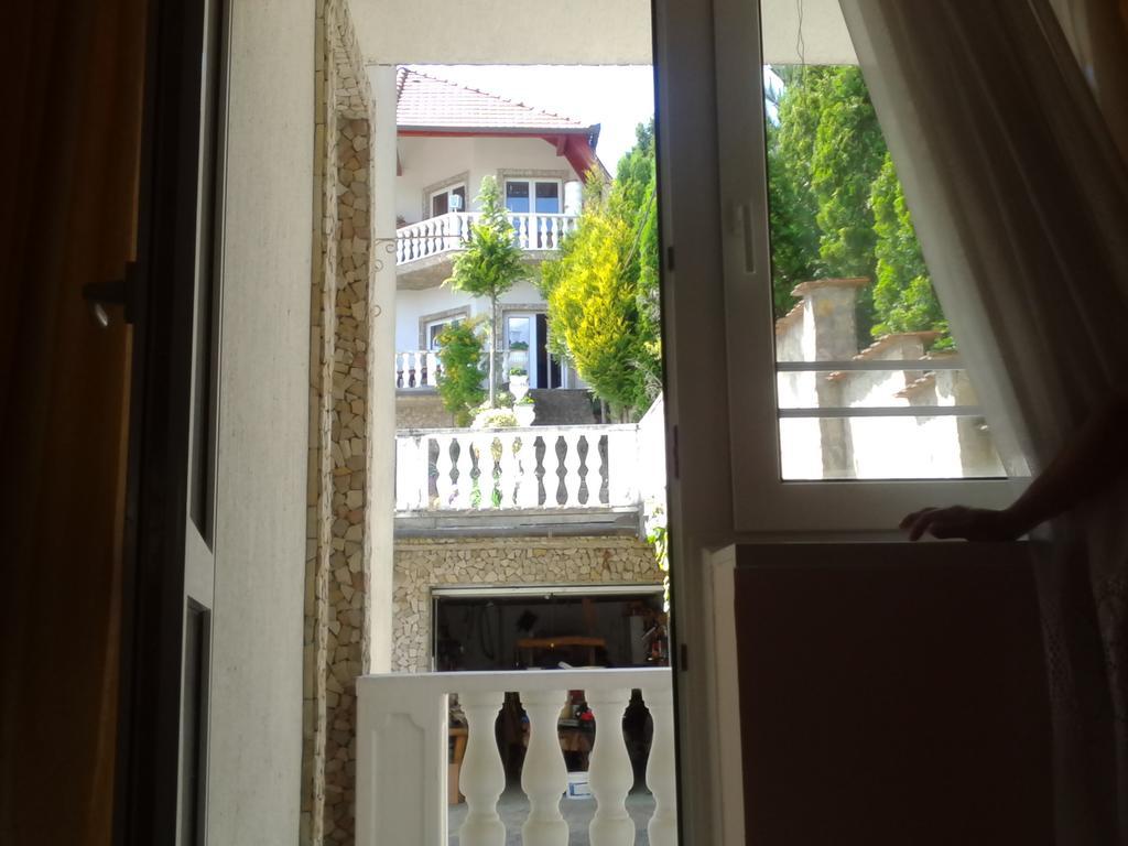 HévízKristaly Apartman住宿加早餐旅馆 外观 照片
