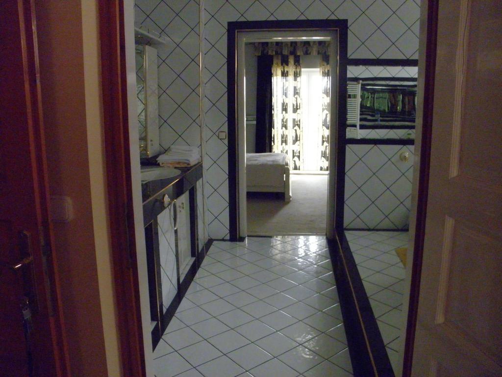 HévízKristaly Apartman住宿加早餐旅馆 外观 照片